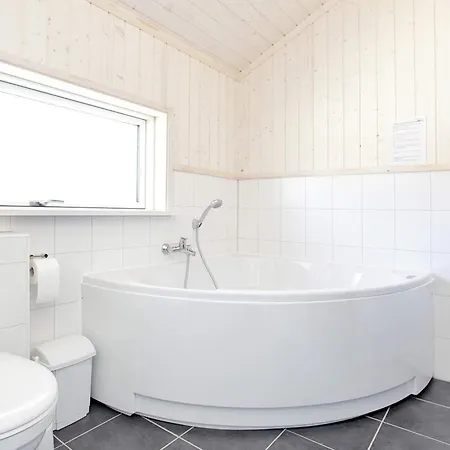 10 Person In Gro Enbrode Holiday home *